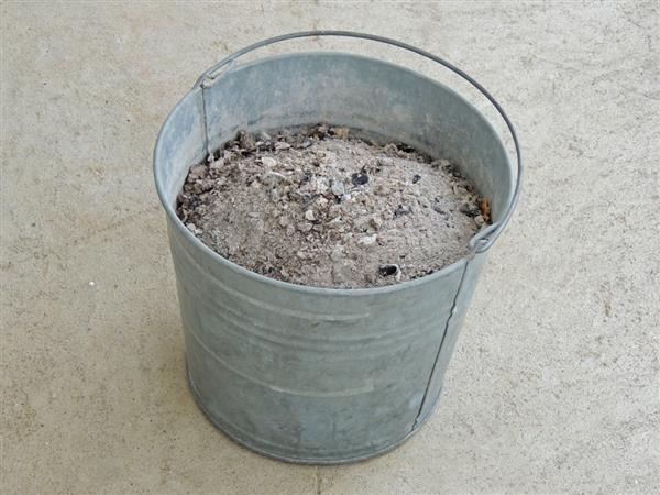 Ash in metal bucket1