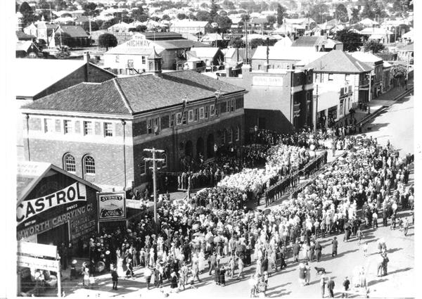 Opening of Tamworth Town Hall 1934