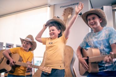Children at the Golden Guitar Visitor Information Centre