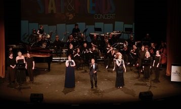 3.singers-and-orch380.jpg